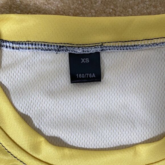 Unisex Cardi B T-Shirt XS Yellow NWT - Picture 2 of 6